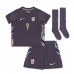 Camisa de Futebol Inglaterra Harry Kane #9 Equipamento Secundário Infantil Europeu 2024 Manga Curta (+ Calças curtas)